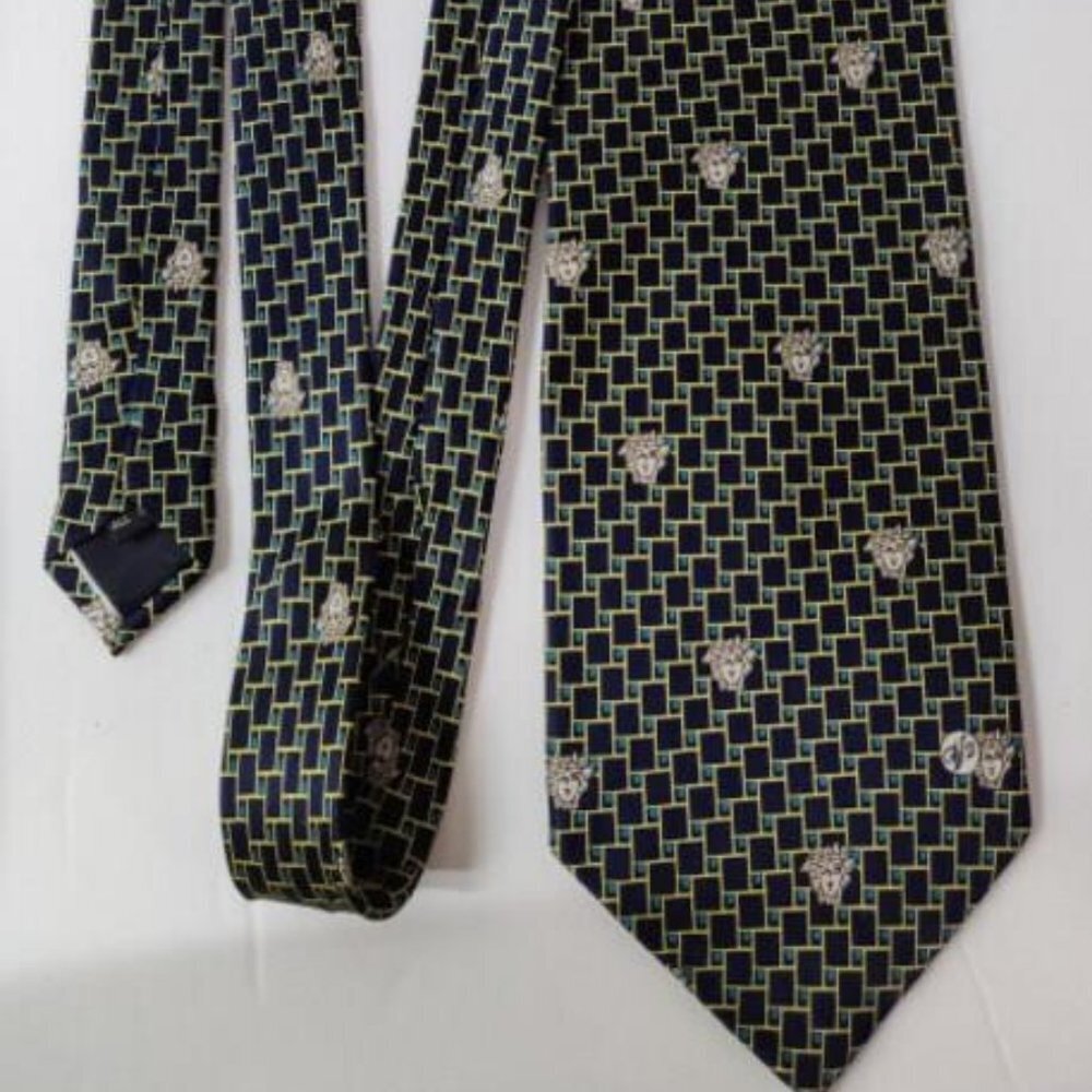 VERSACE Medusa Head V2 Classic 100% Italian silk men’s neck tie